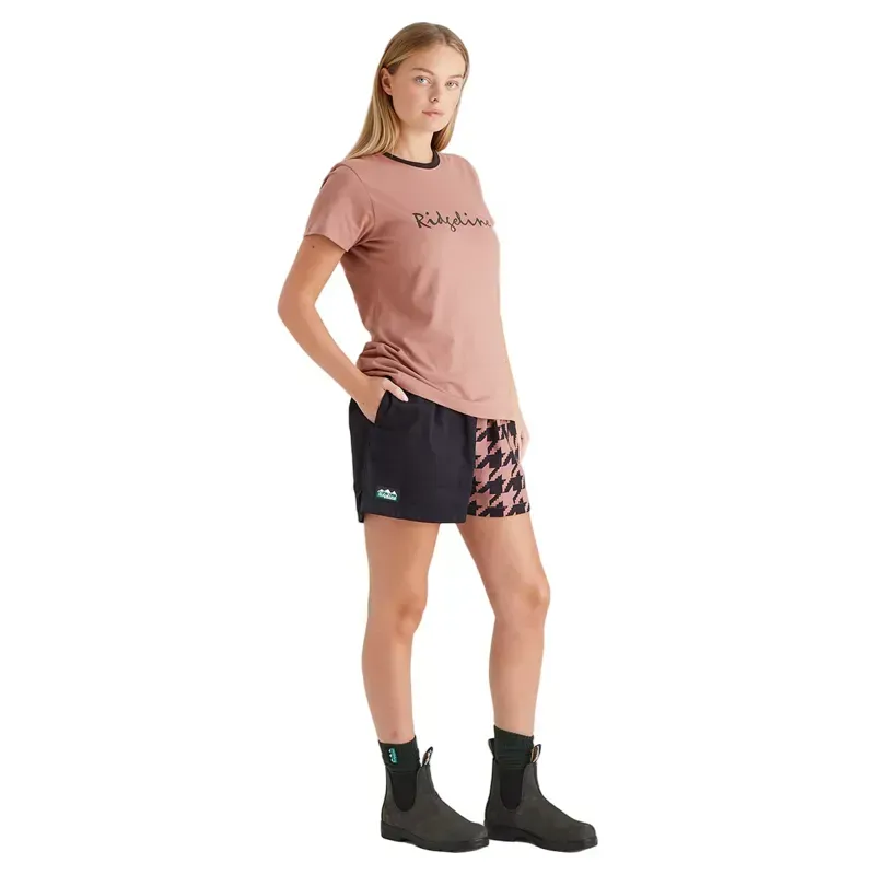 Ridgeline Signature Women's T-Shirt in Dusky Pink-5