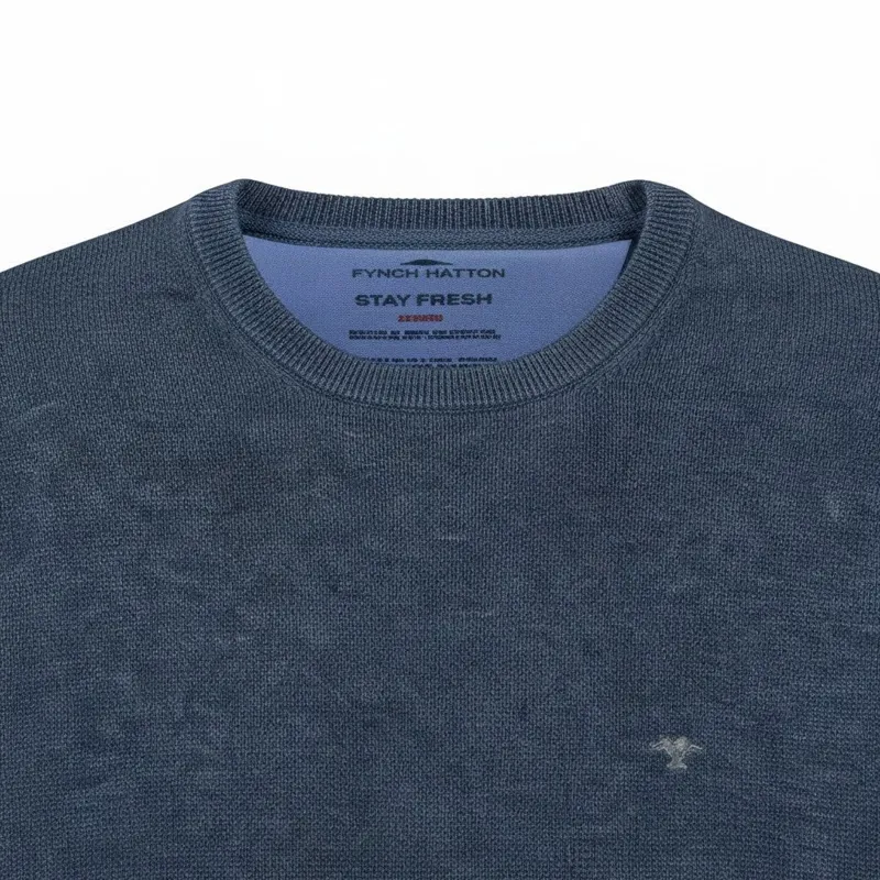 Fynch-Hatton Superfine O-Neck Men's Knitwear in Night-3