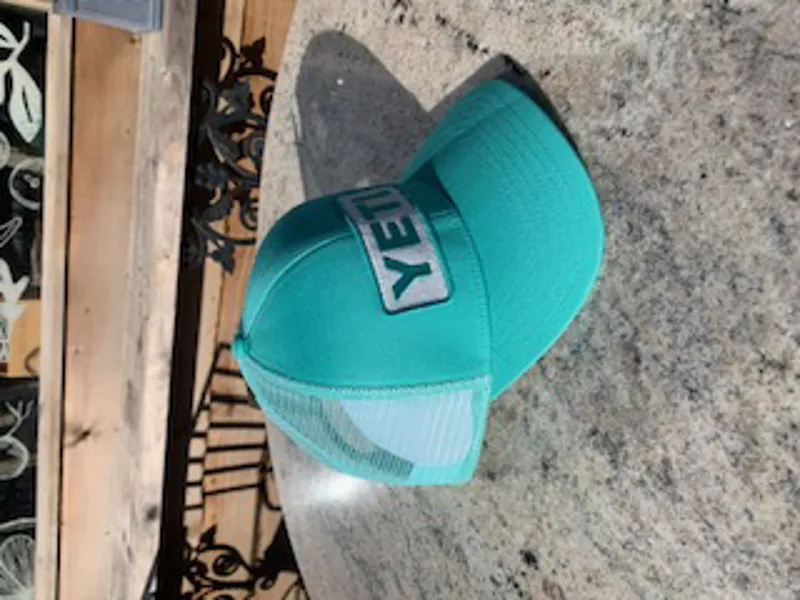 Yeti Logo Badge Hat Ocean-1
